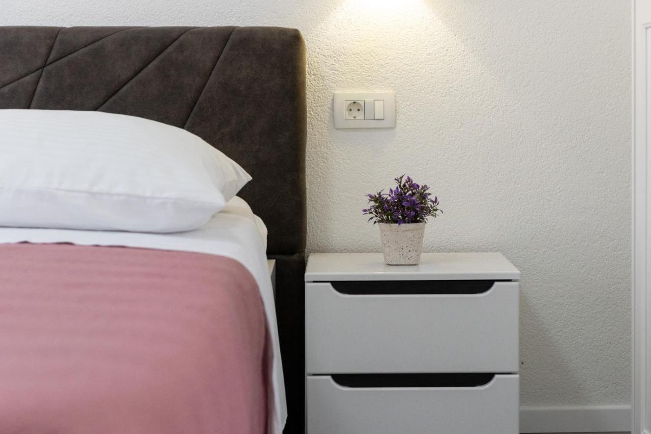 Apartment Vuletin Kaštela エクステリア 写真