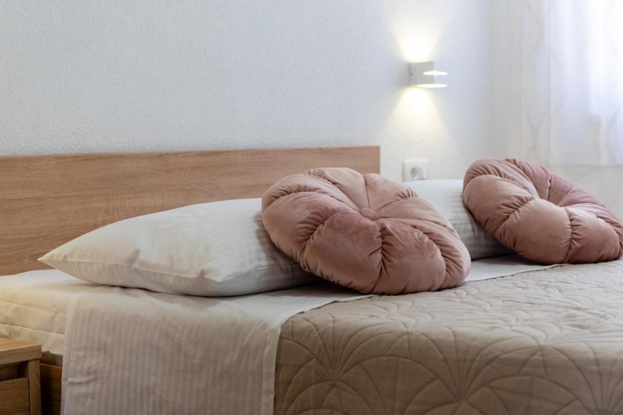 Apartment Vuletin Kaštela エクステリア 写真