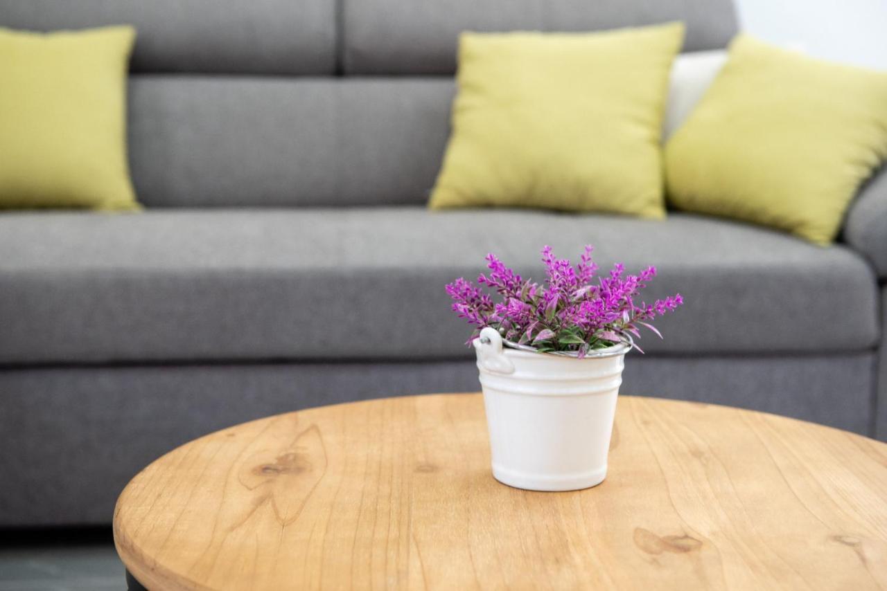 Apartment Vuletin Kaštela エクステリア 写真